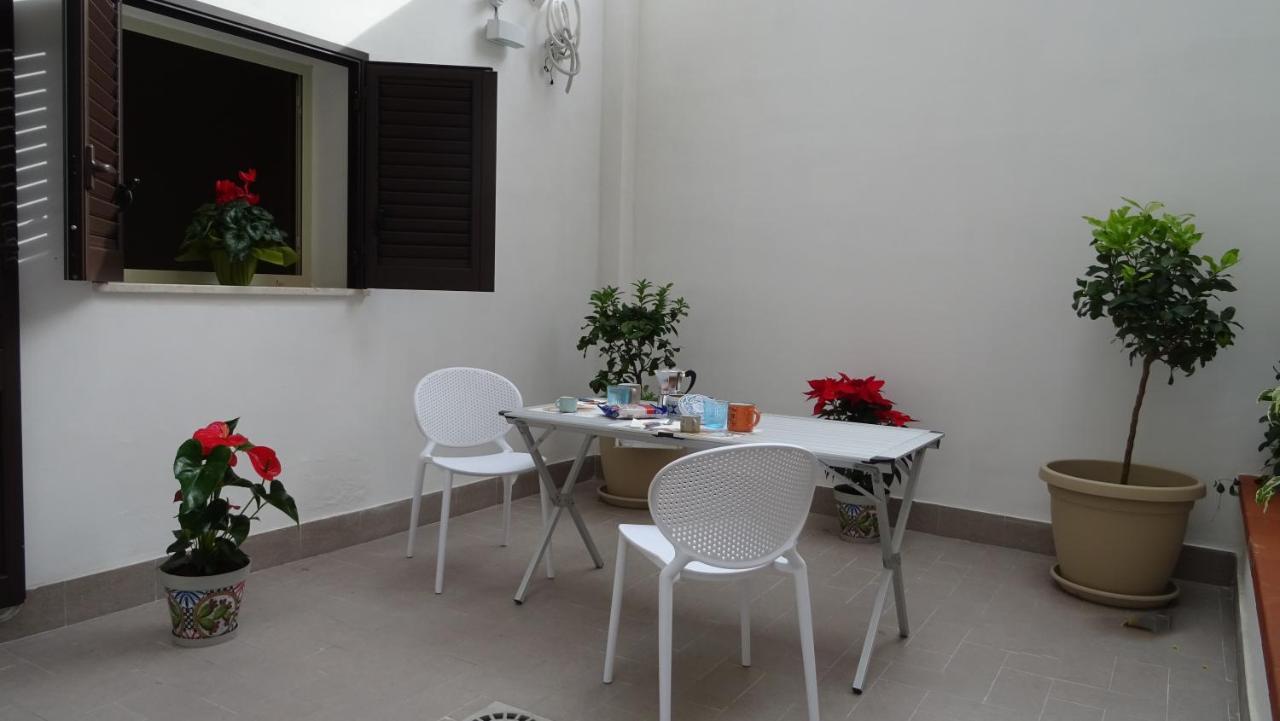 Il Giardino Segreto Apartment Палермо Екстериор снимка